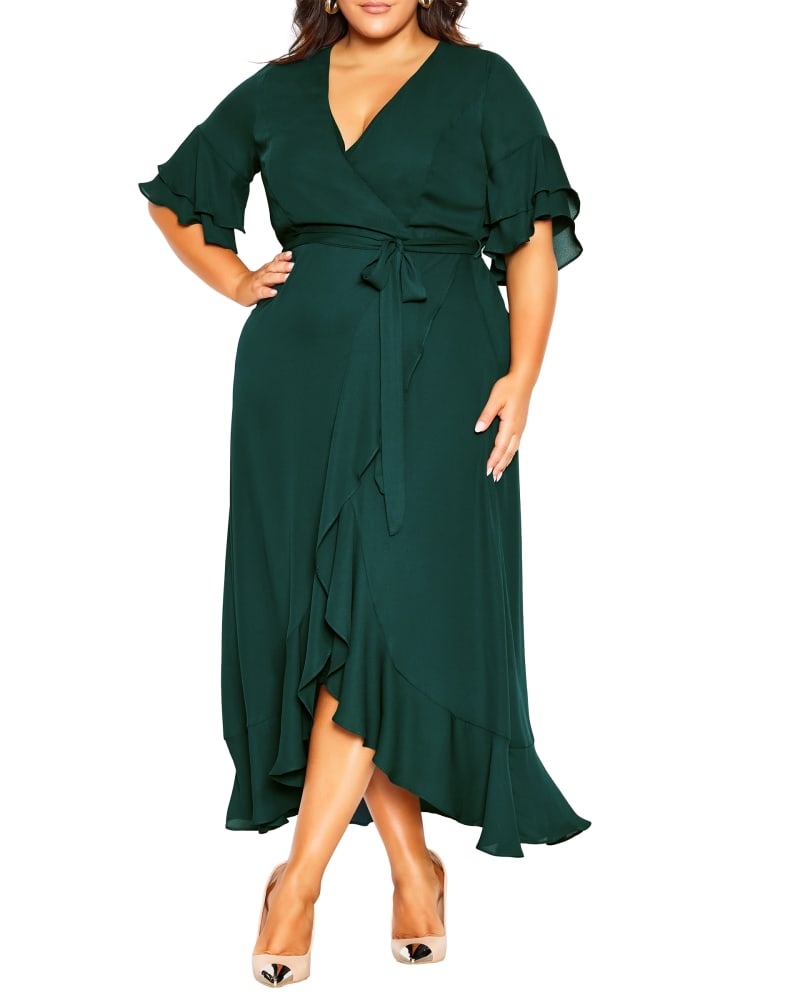 Front of a model wearing a size XS Kamila Flutter Me Maxi Dress in Forest Green by City Chic. | dia_product_style_image_id:233552